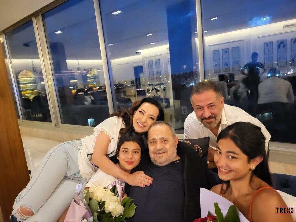 أمل عرفة وعبد المنعم عمايري وابنتيهما في زيارة لمنزل جورج وسوف