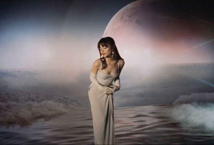 أريانا غراندي