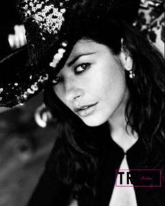 كاثرين زيتا جونز